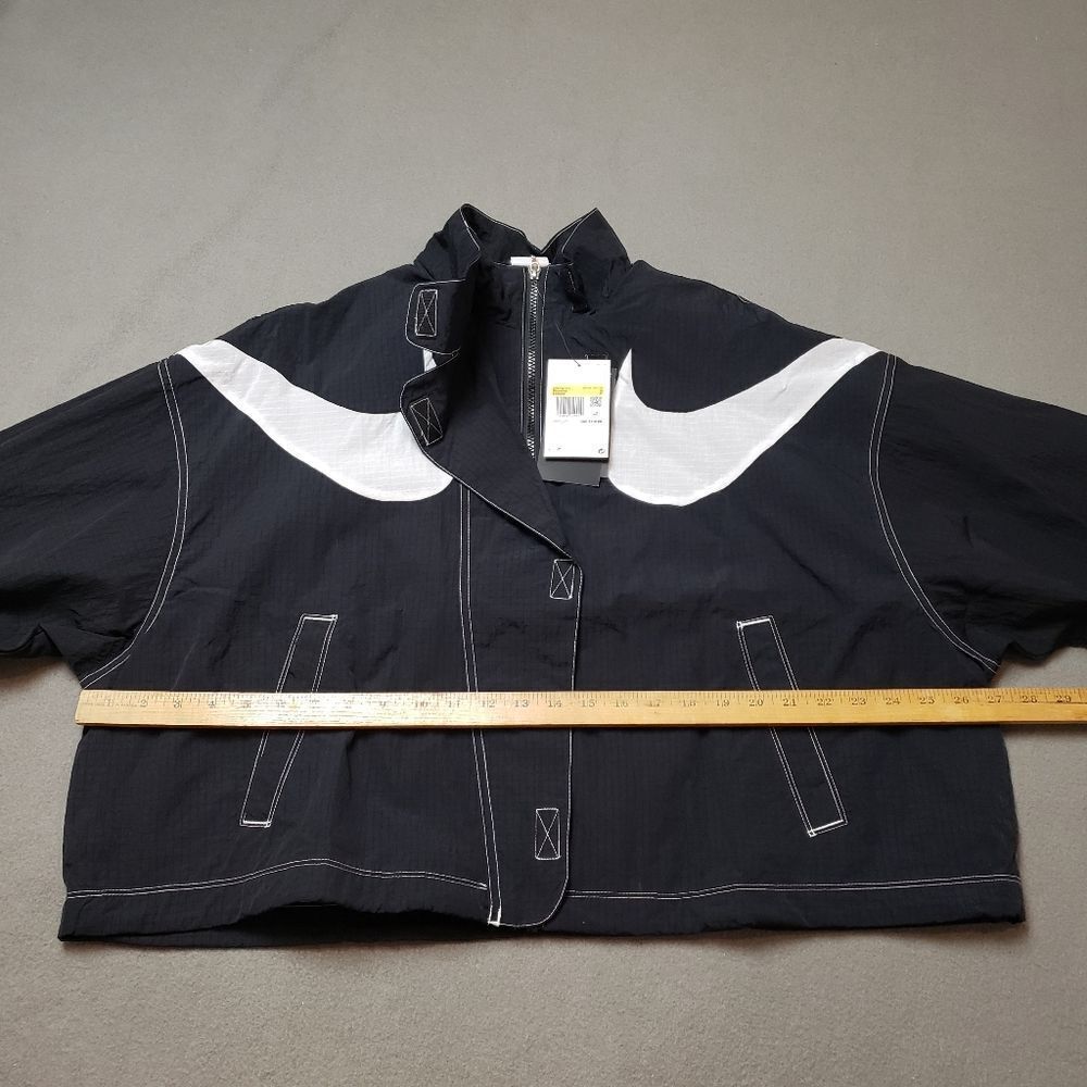NIKE NEW Women’s Sportswear Swoosh Repel Woven Oversized Jacket NWT DR6132-010 - Picture 13 of 15